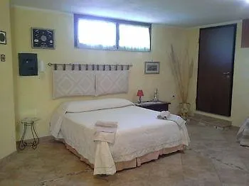 Agrimony Apartment